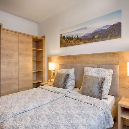 Huebsche Mit Balkon *