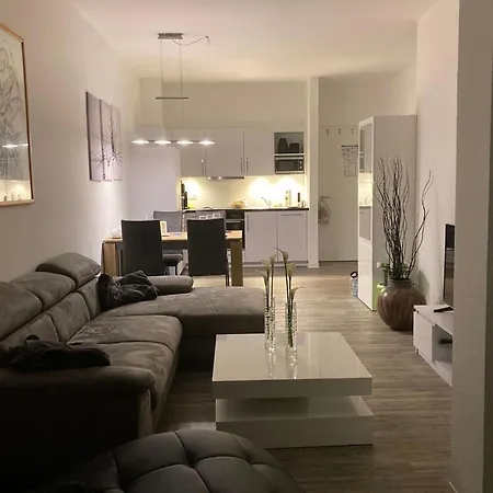 Huebsche Mit Balkon Apartamento *