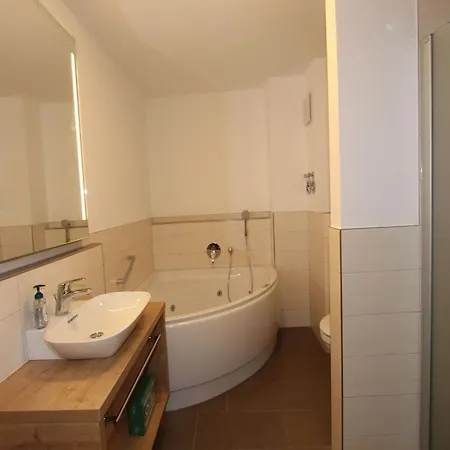 Huebsche Mit Balkon Apartamento